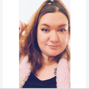 Meet your Posher, Michaela